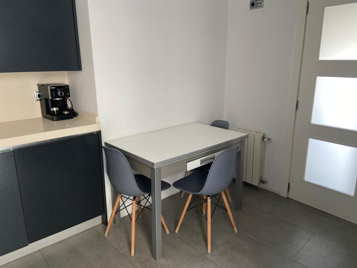 Cute Apartment Valenza Esterno foto