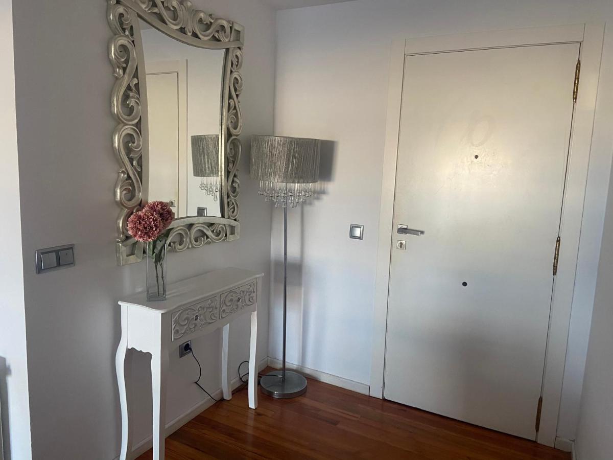 Cute Apartment Valenza Esterno foto