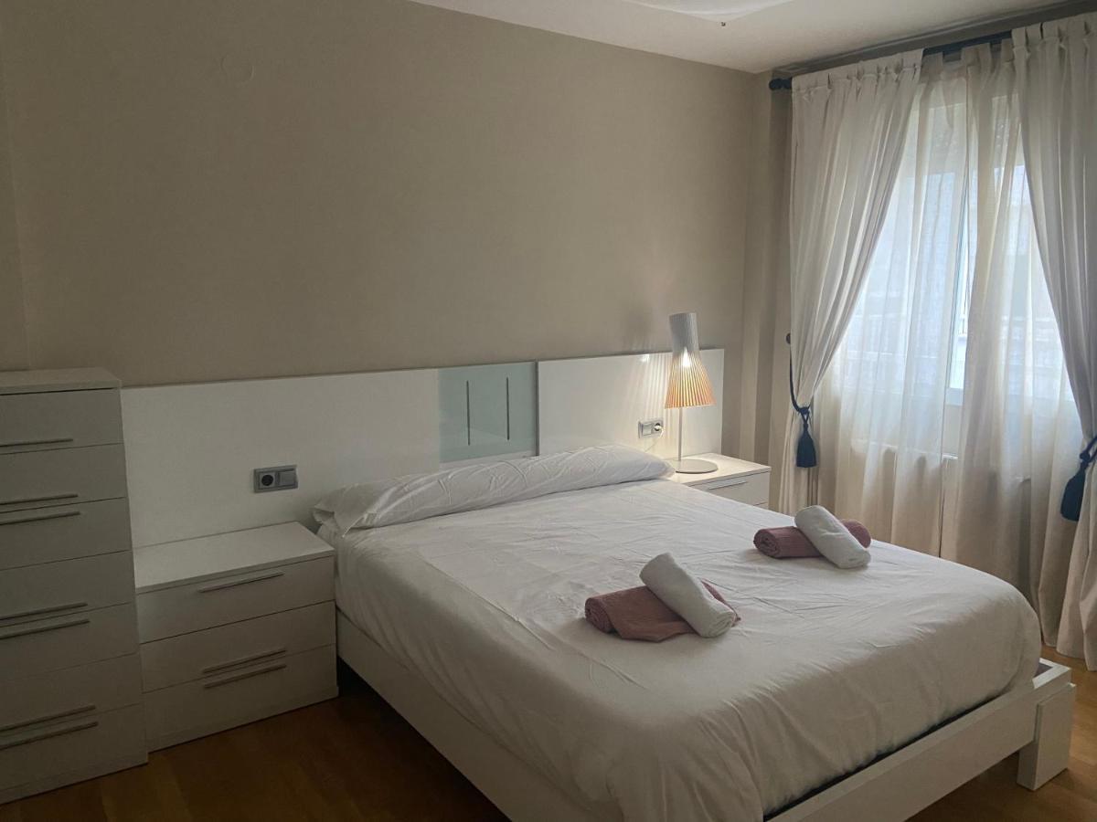 Cute Apartment Valenza Esterno foto